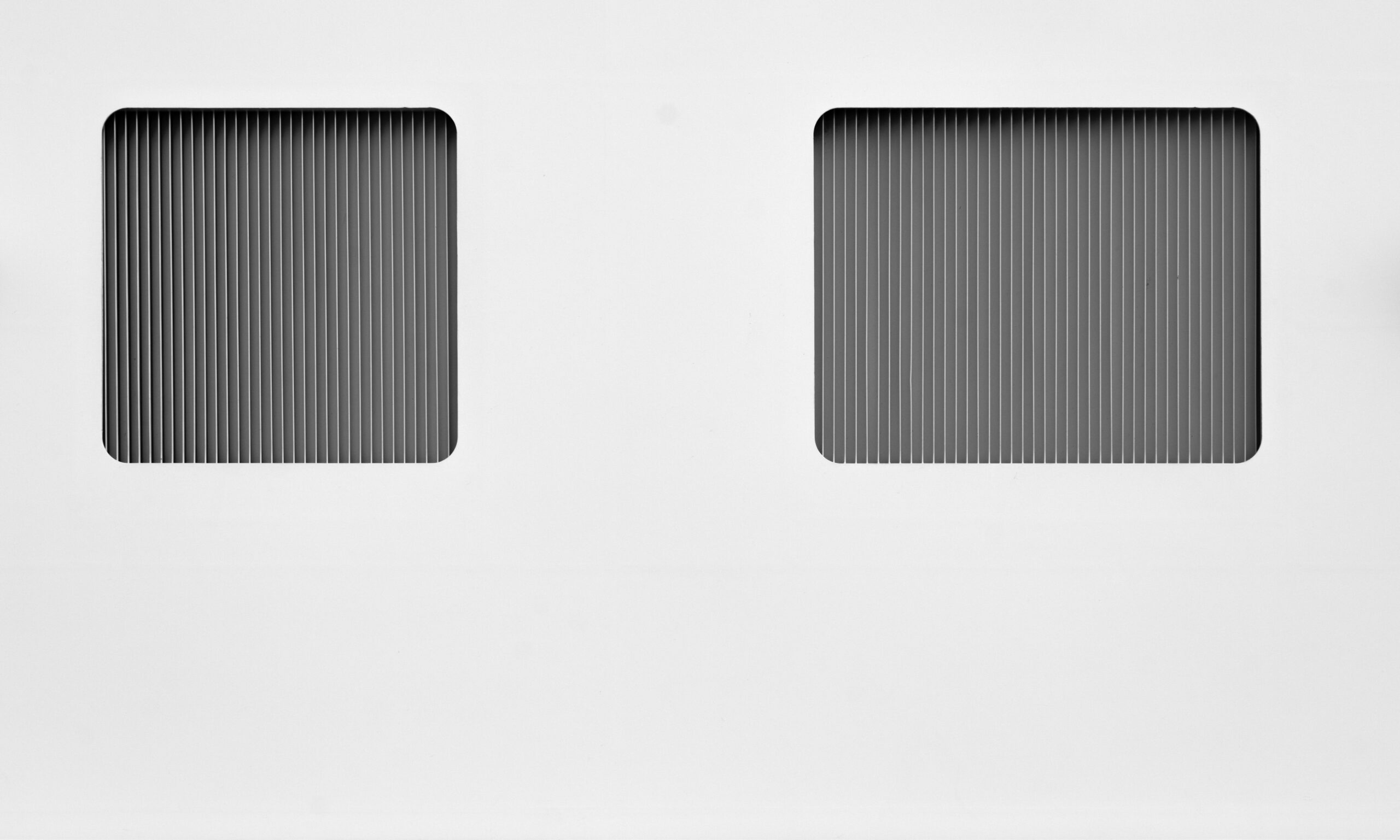 Comparison between traditional nail clippers and senior-friendly nail clippers showing ergonomic differences
