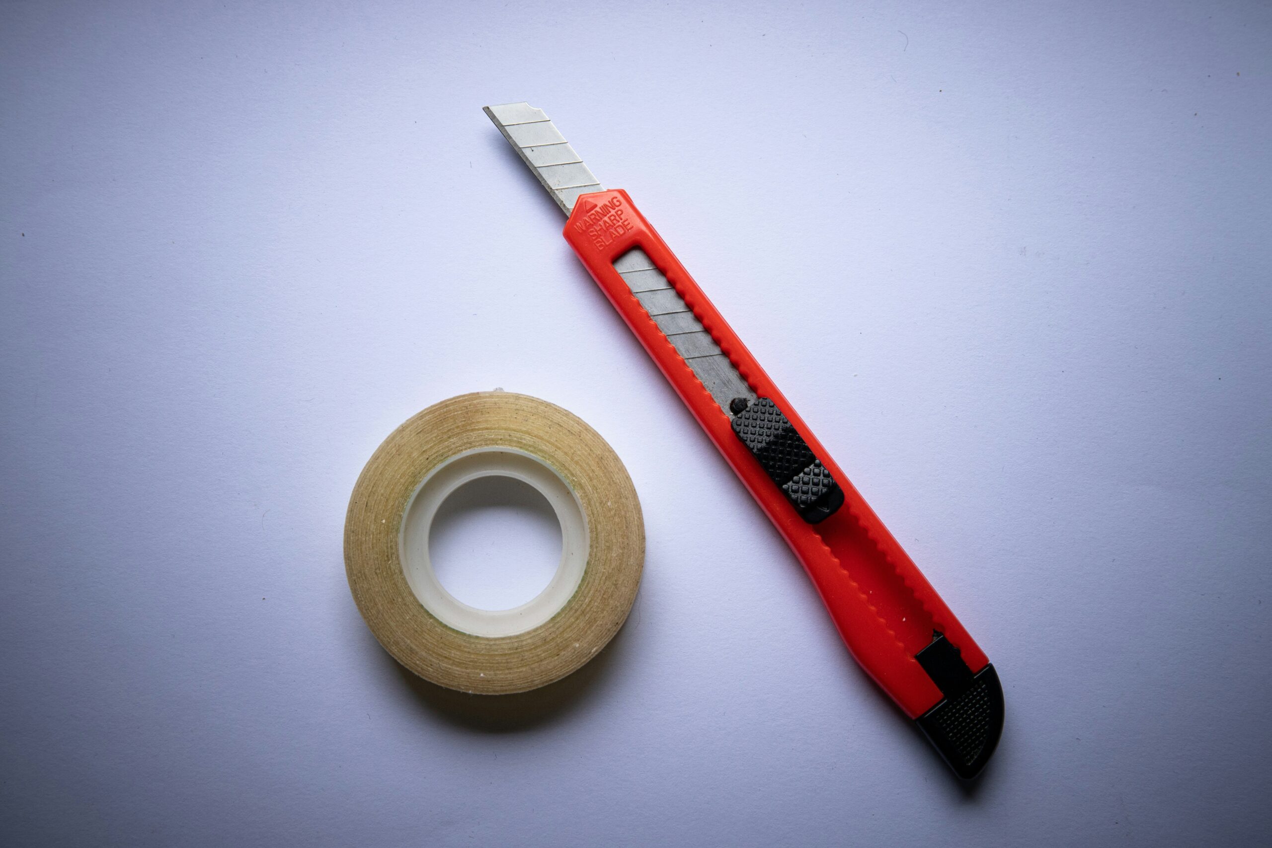 Infographic showing quick tips for using nail clippers safely and effectively for seniors