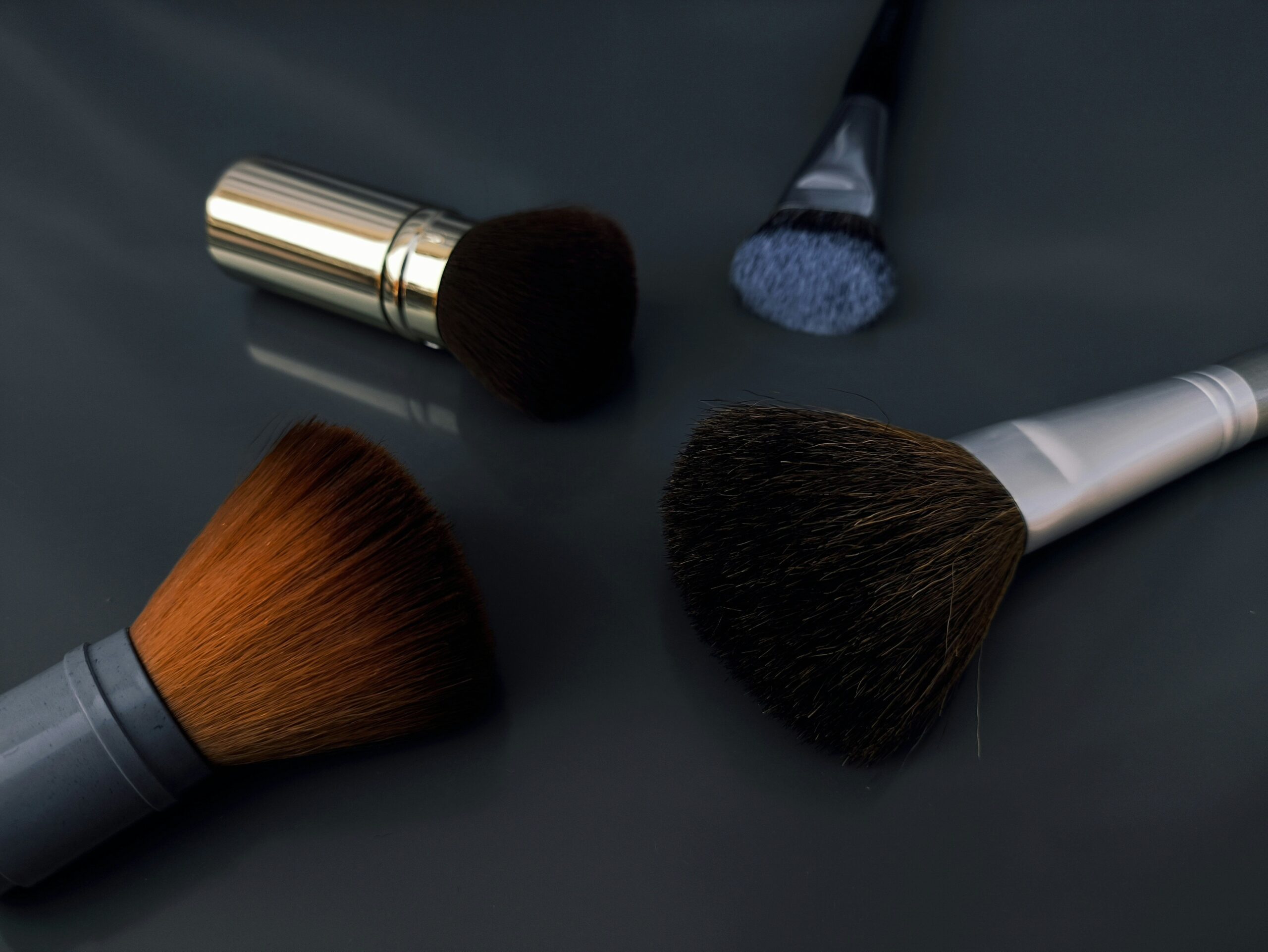 Illustration showing different manicure tools including nail clippers, files, and cuticle pushers.