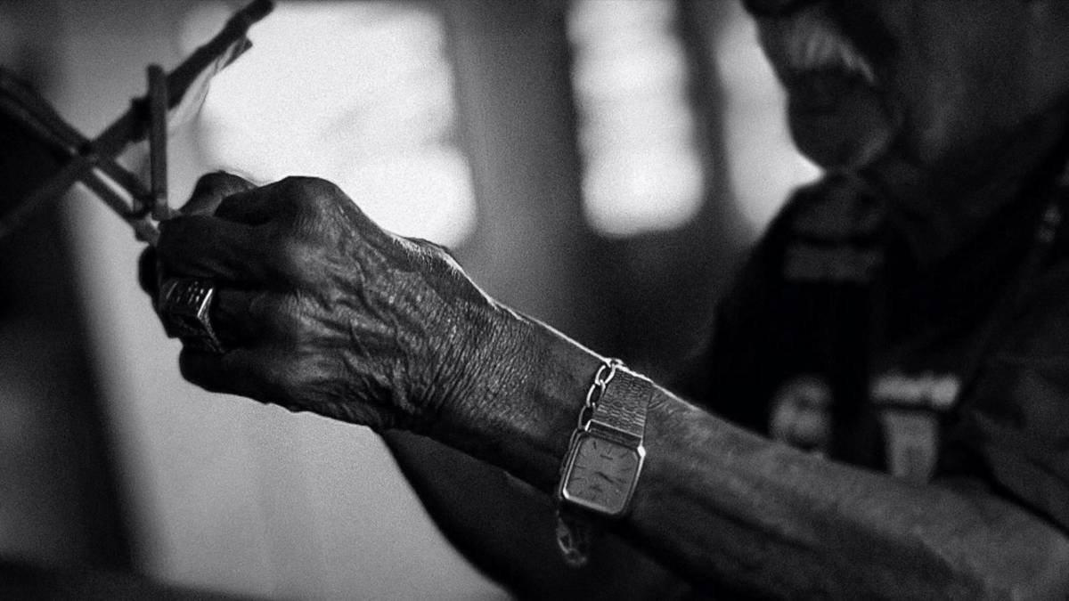 Infographic showing that 15% of diabetics develop foot ulcers, often from minor nail injuries. Includes CDC and ADA sources.