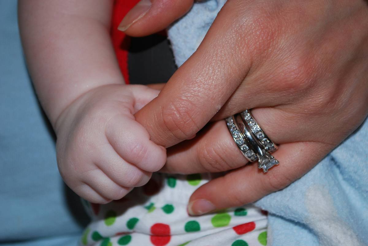 Pregnancy Nails: Why Your Nail Clippers Suddenly Matter More Than You Think